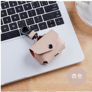 Apple AirPods Pro2의 가벼운 디자인은 완벽하고 절묘하고 실용적입니다. 매우 강력한 보호 이어폰 케이스는 먼지, 긁힘 및 우발적 인 영향에 효과적으로 저항 할 수있는 고품질 재료로 만들어졌습니다.