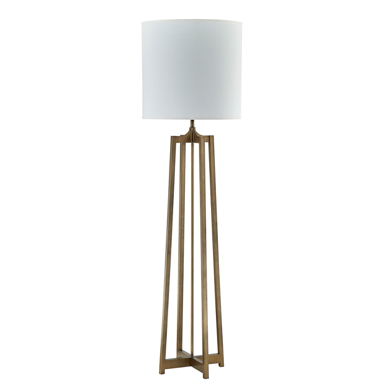 객실에서 골동품 금 마감과 함께 플로어 램프 옆에 하얏트 호텔 소파