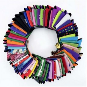 재활용 네오프렌 사용 가능한 330ml 홍보 접이식 Neoprene Beer Can Sleeve Can Custom Printing Design