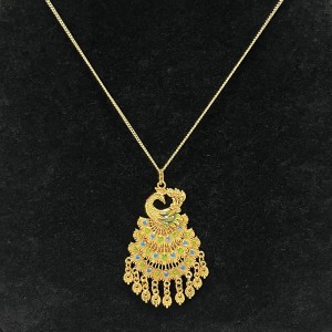 고급 18k 금-손이 달린 공작 펜던트 목걸이 도금-여성을위한 에나멜 에나멜 에나멜 디테일 및 매달려 금 매력