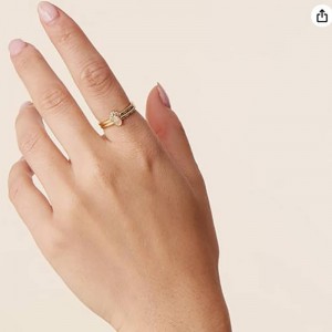 우아한 18k 골드-마이크로가있는 도금 된 쌓을 수있는 눈물 드롭 오팔 링-Pavé Zirconia Accents - 여성을위한 시대를 초월한 고급 보석