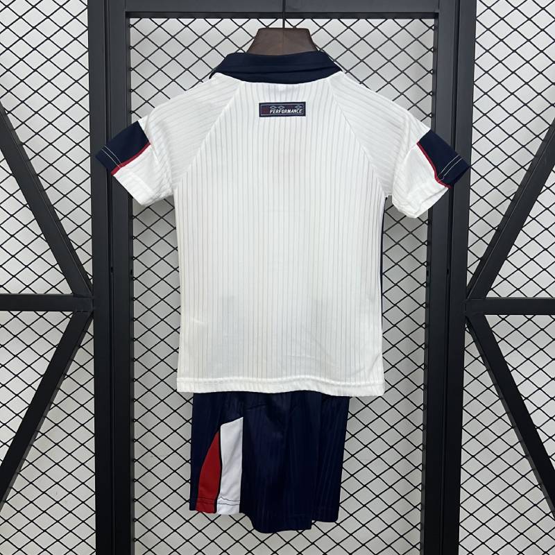 Kids England 1998 가정 규모 : 16-28